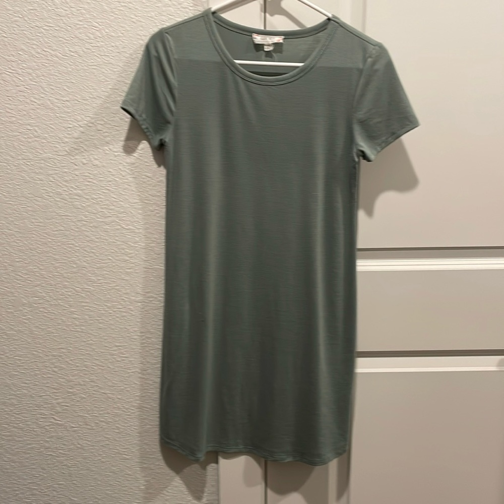 Pink rose tshirt dress